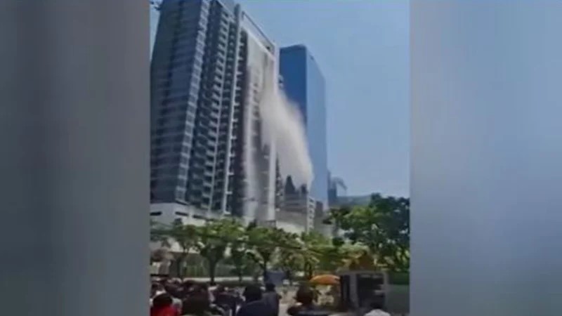 March 2025/Multistored building.jpg